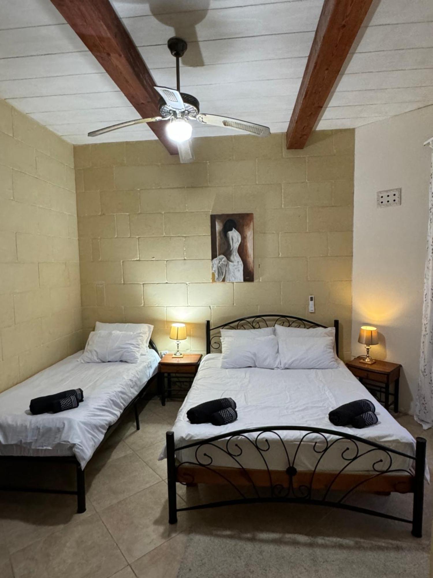 Tal-Bir Farmhouse Hotel Nadur Exterior foto